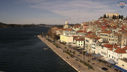 Nábřeží a město