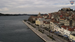 Nábřeží a město