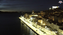 Nábřeží a město