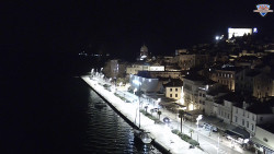 Nábřeží a město