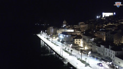 Nábřeží a město