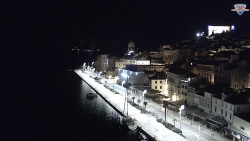 Nábřeží a město