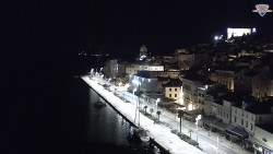 Nábřeží a město