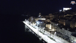 Nábřeží a město