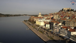 Nábřeží a město