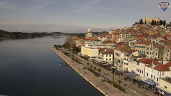 Nábřeží a město