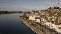 Nábřeží a město