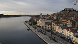 Nábřeží a město