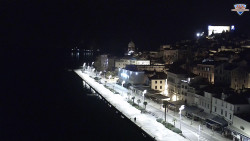 Nábřeží a město