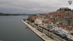 Nábřeží a město