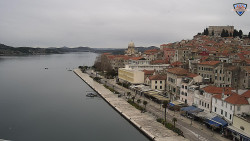 Nábřeží a město