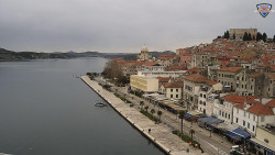 Nábřeží a město