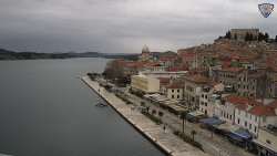 Nábřeží a město