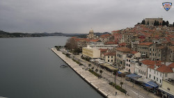 Nábřeží a město