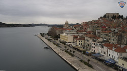 Nábřeží a město