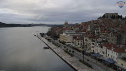 Nábřeží a město