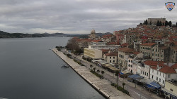 Nábřeží a město