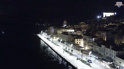 Nábřeží a město