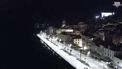 Nábřeží a město