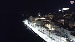 Nábřeží a město