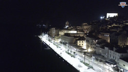 Nábřeží a město