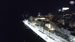 Nábřeží a město