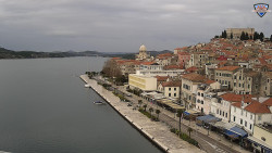 Nábřeží a město