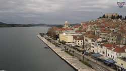 Nábřeží a město