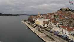 Nábřeží a město