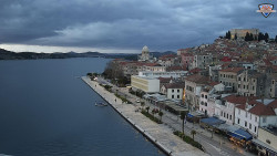 Nábřeží a město