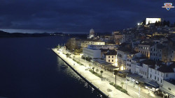 Nábřeží a město