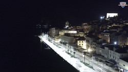 Nábřeží a město