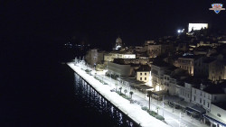 Nábřeží a město