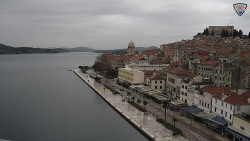 Nábřeží a město