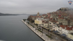 Nábřeží a město