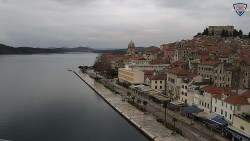 Nábřeží a město