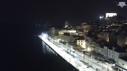 Nábřeží a město