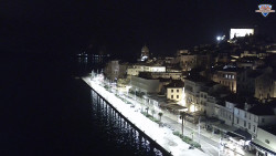 Nábřeží a město