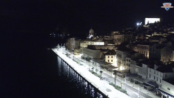 Nábřeží a město