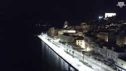 Nábřeží a město