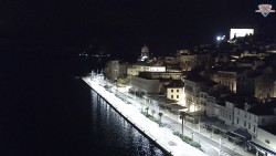 Nábřeží a město