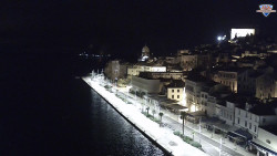 Nábřeží a město