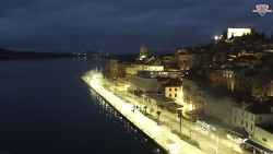 Nábřeží a město