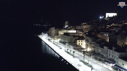 Nábřeží a město