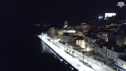 Nábřeží a město