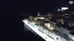 Nábřeží a město