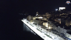 Nábřeží a město