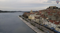 Nábřeží a město