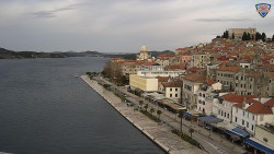 Nábřeží a město