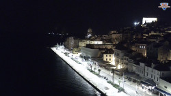 Nábřeží a město